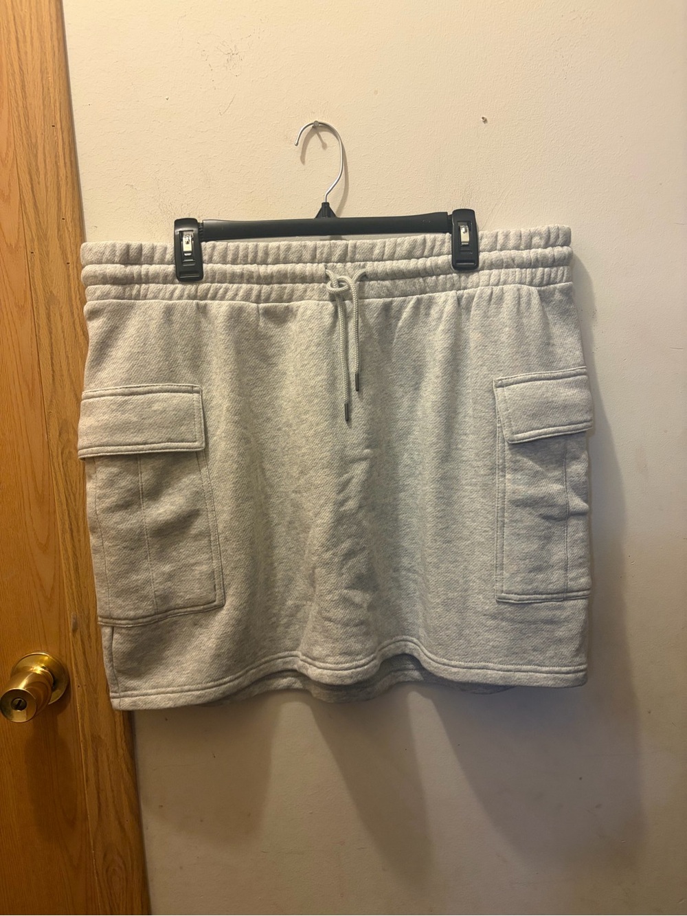 (XL) universal Threads skirt